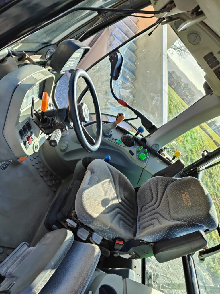 TRACTEUR AGRICOLE Deutz-Fahr AGROTRON K90 Année 2006