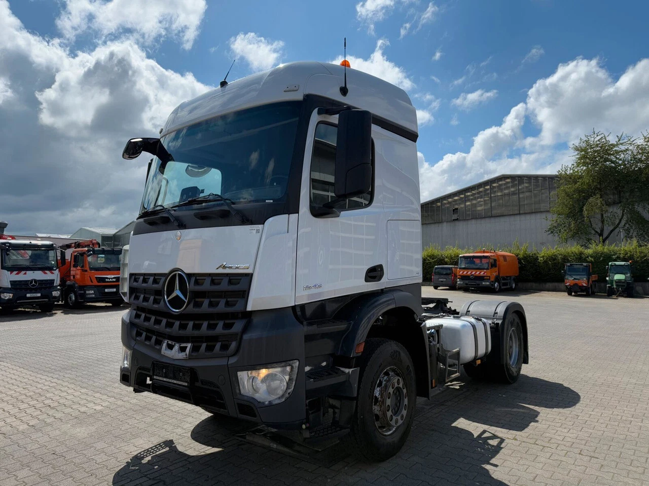 Mercedes-Benz Arocs 1843